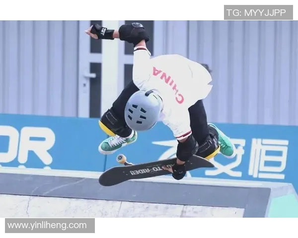 滑板之路：深入了解上海滑板队员的独特技能与风采